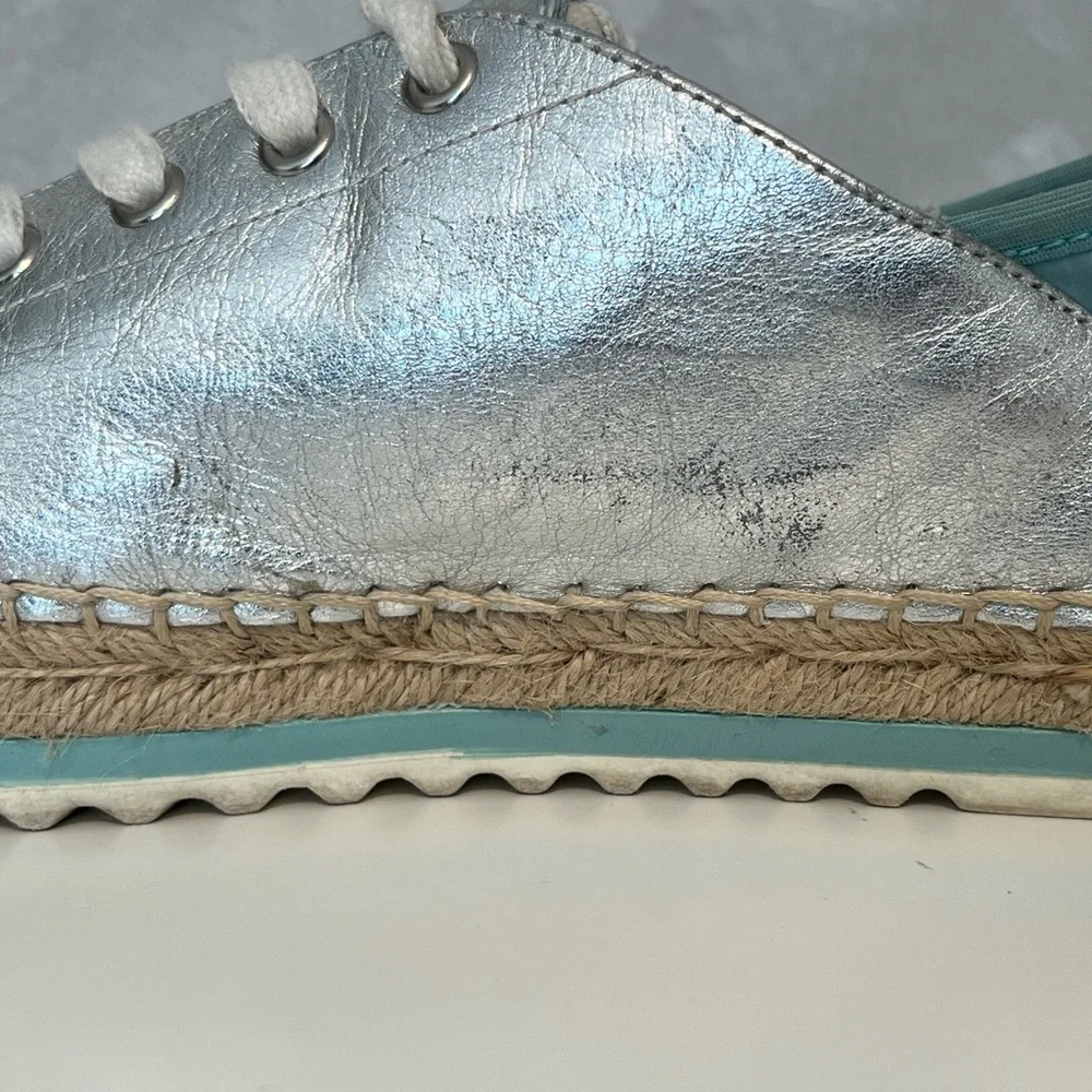 Aldo’s Women’s Platform Espadrille Silver Metallic‎ Sneakers Lace Up Shoes 8.5